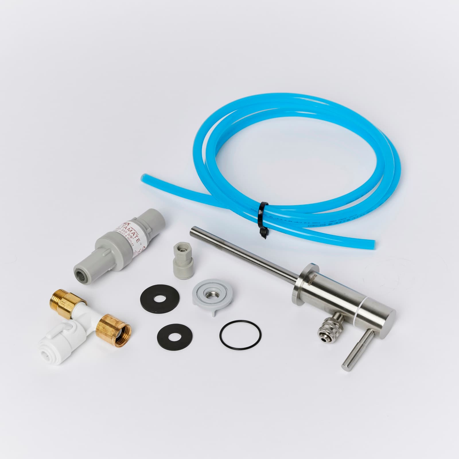 Included accessories and quick-connect kit